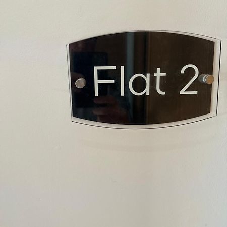 Cosy Modern Apartment Warrington Exterior photo